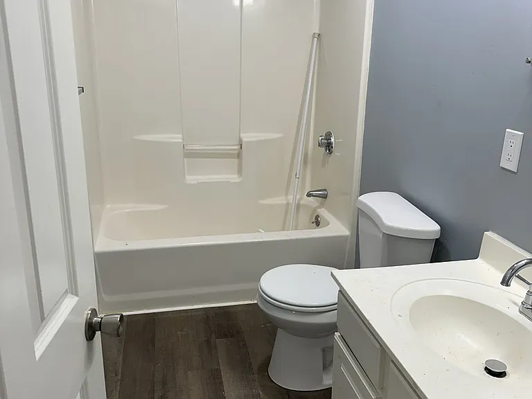 775 Main St #204 — Photo 6