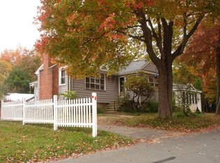 7 Breen Ave, Old Lyme, CT 06371