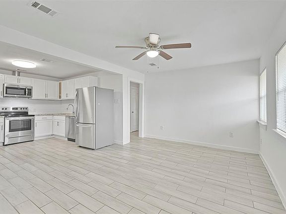 4th image of 1531 Teanaway Lane