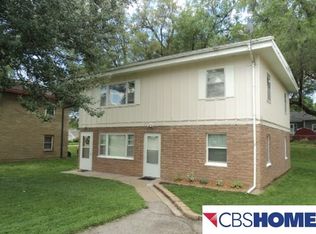 2610 Wayne St, Bellevue, NE 68005