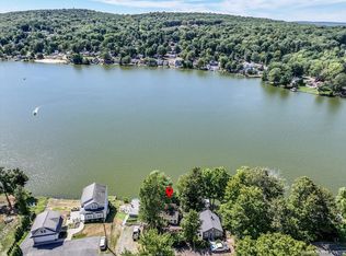 239 Baileyville Rd, Middlefield, CT 06455