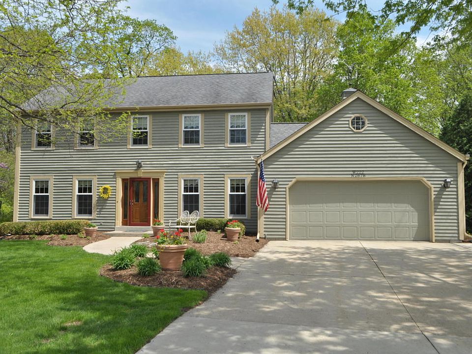 1st image of W222N2678 Stonewood Ln