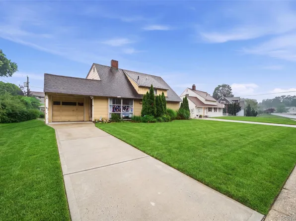 161 Duckpond Drive N, Wantagh, NY 11793