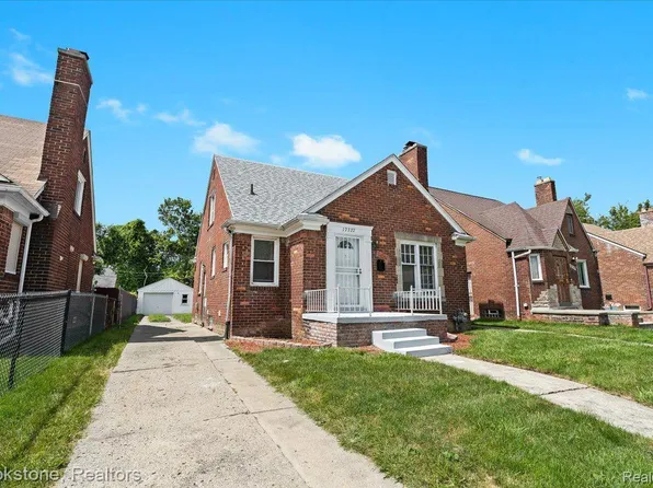 17327 Prevost St, Detroit, MI 48235