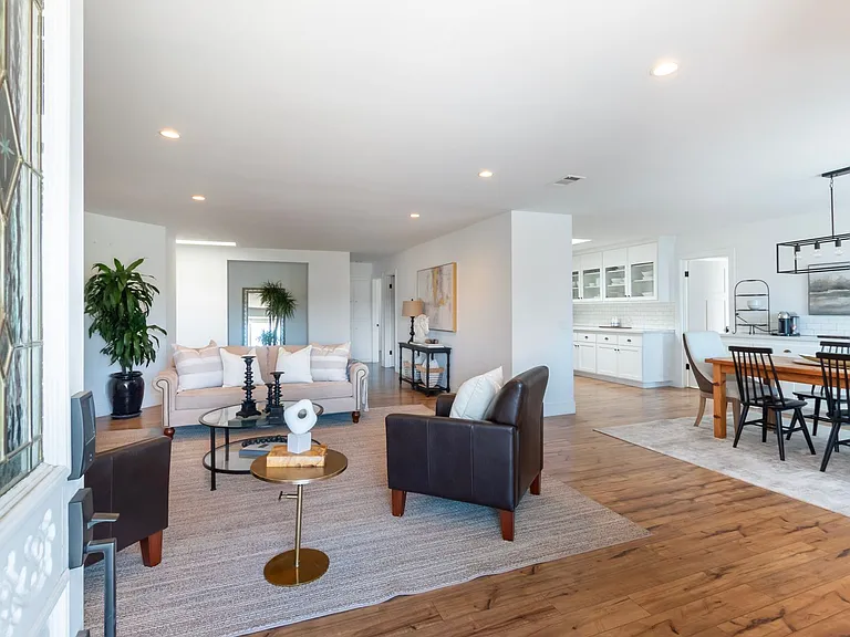 1736 Deer Canyon Rd — Photo 3