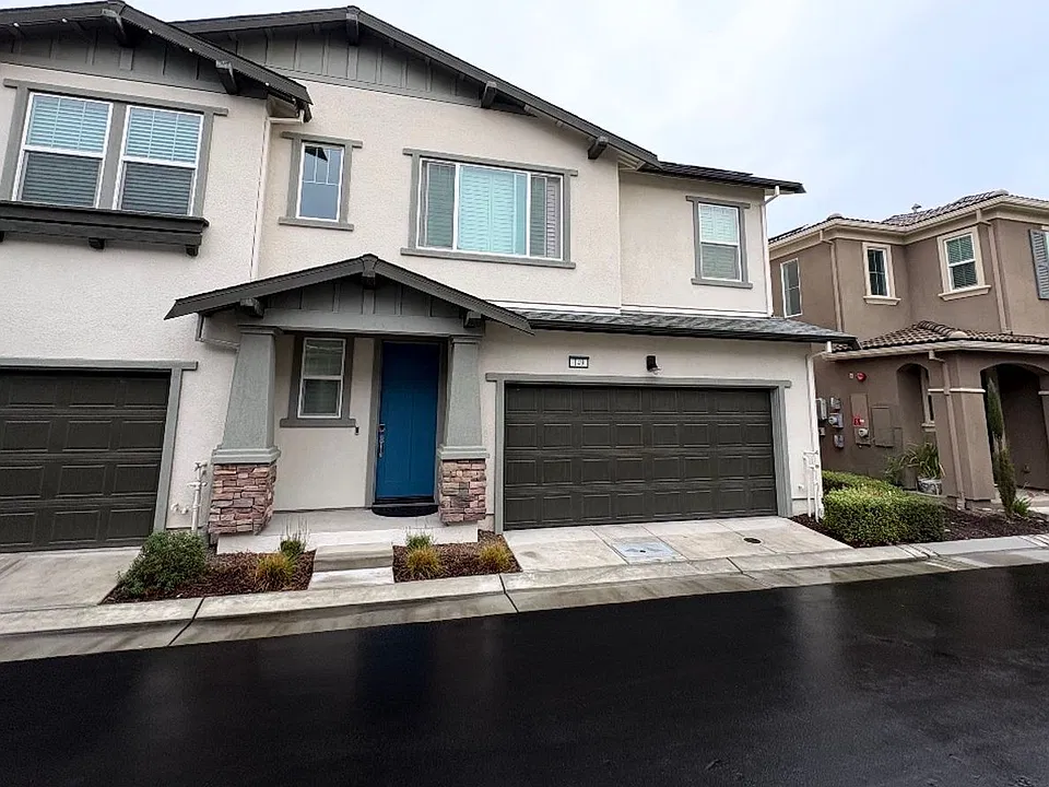 149 W Ukiah Pl