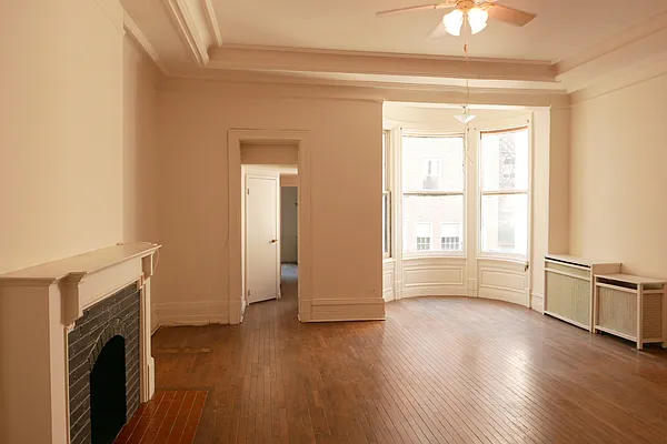 Rented by JK Dansar Corp | media 37