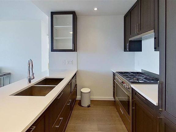 5th image of 5515 Boundary Rd #1