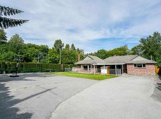 8386 144th St, Surrey, BC V3W5T5