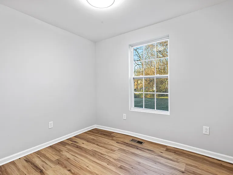 2127 Garfield Ave — Photo 19