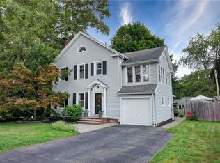 83 Dewey Ave, Fairport, NY 14450