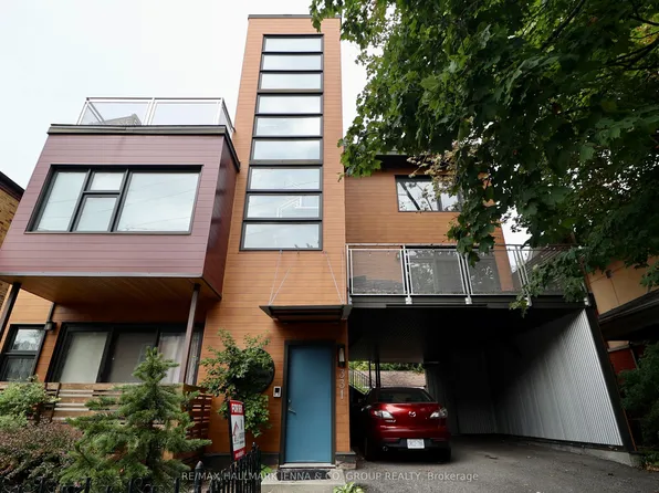 331 Osgoode St #3, Ottawa, ON K1N 1H2