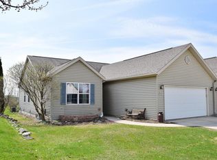 N162W20351 Butternut Ln, Jackson, WI 53037