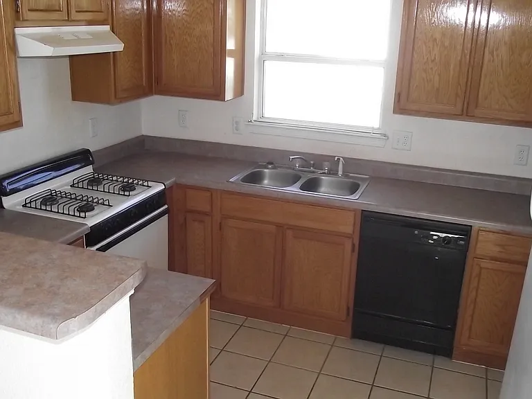 11128 Ilan Ramon Pl — Photo 6