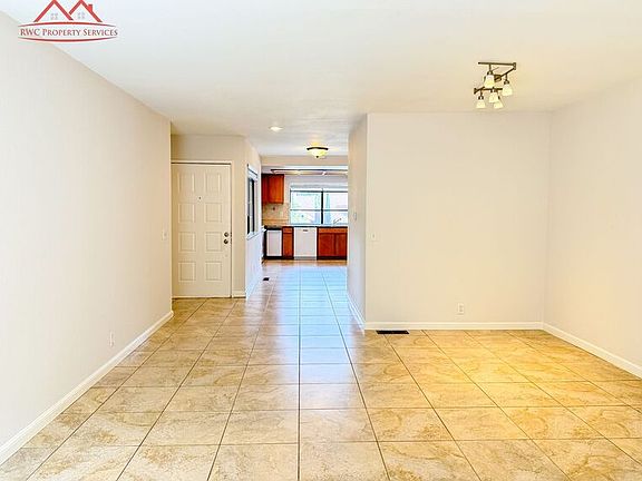 3rd image of 18027 Hillwood Ln