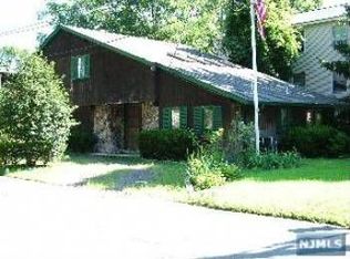 46 Glendale Dr, Hillsdale, NJ 07642