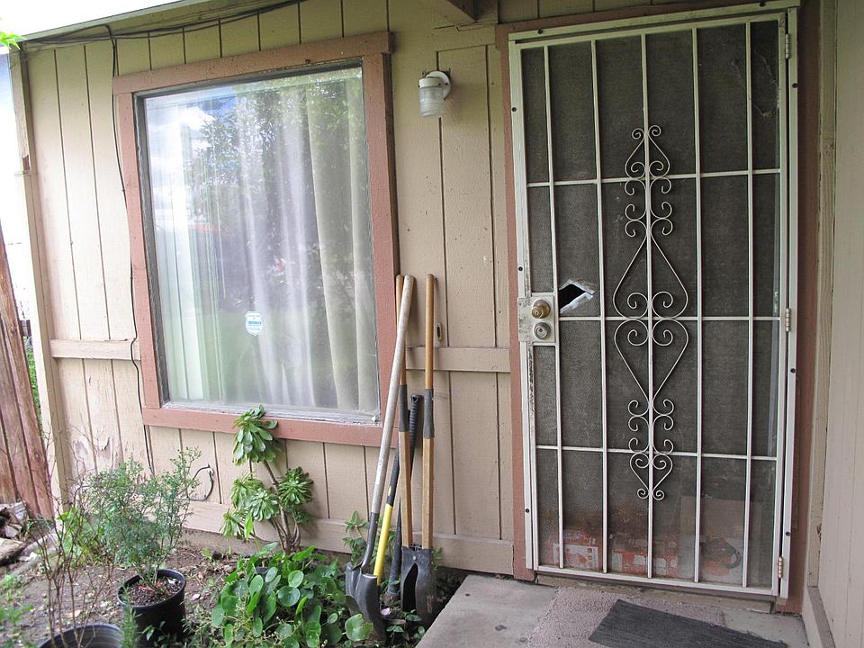 2nd image of 5144-5142 Jackson St
