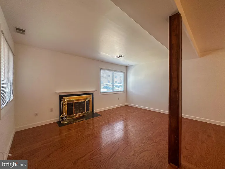 13327 Schwenger Pl — Photo 50