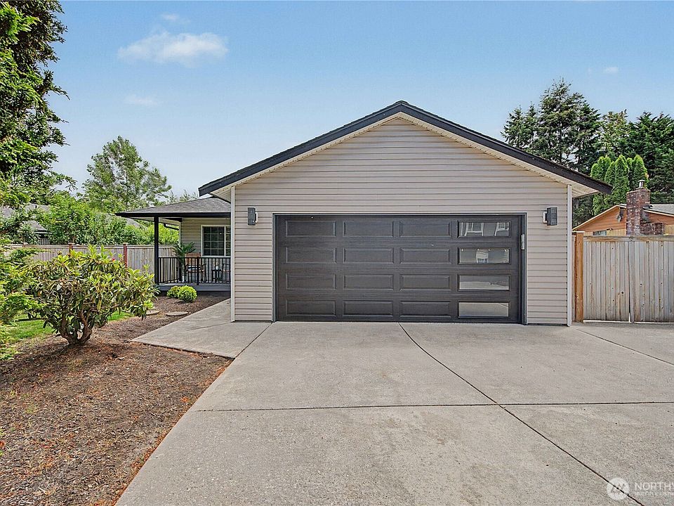 1st image of 20919 66th Avenue NE