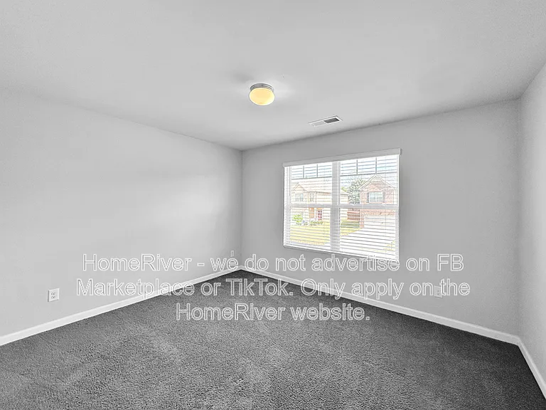 1067 Lear Dr — Photo 14