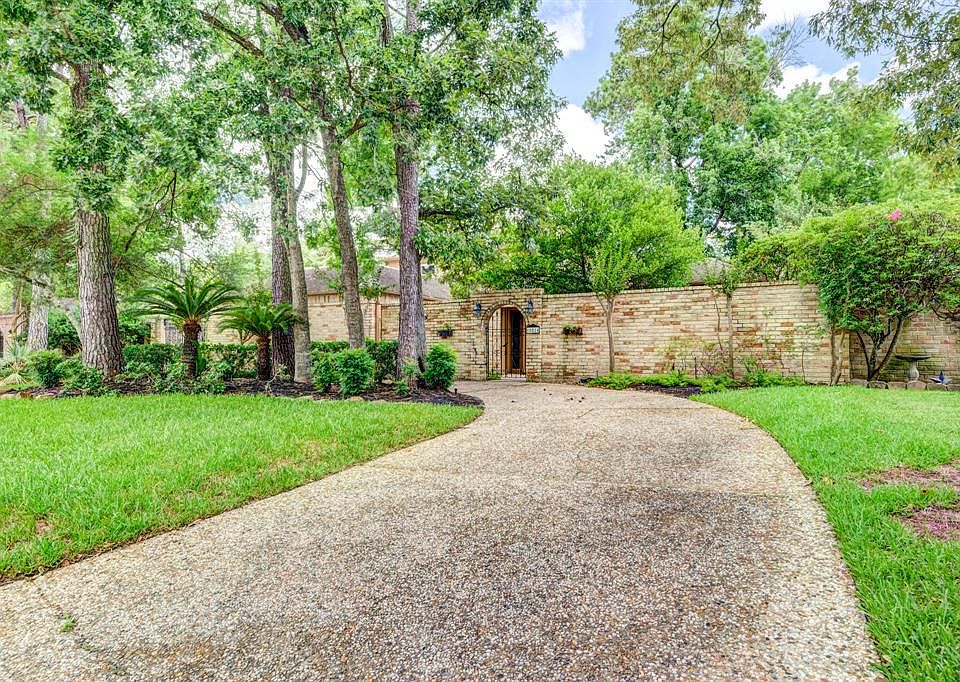1st image of 10814 Cypresswood Dr