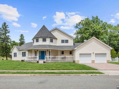 11 Evelyn Ter, Wayne, NJ, 07470