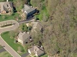 1431 Woodview Ln, Commerce Twp, MI 48382