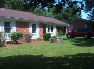 122 Fosstoral Rd, King, NC 27021