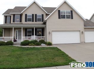 516 Rockhurst Dr SW, Cedar Rapids, IA 52404