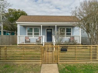 4206 Avenue R 1/2, Galveston, TX 77550