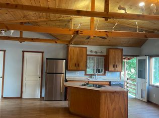 610 San Miguel Canyon Rd, Royal Oaks, CA 95076
