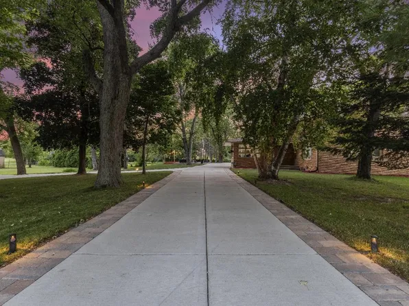 7275 South Pennsylvania AVENUE, Oak Creek, WI 53154