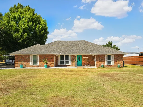 1710 Vineyard Rd, Grand Prairie, TX 75052