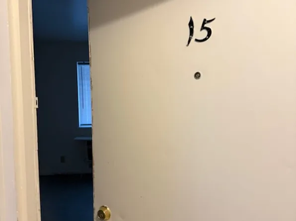 1712 Jefferson Park Ave APT 15, Charlottesville, VA 22903