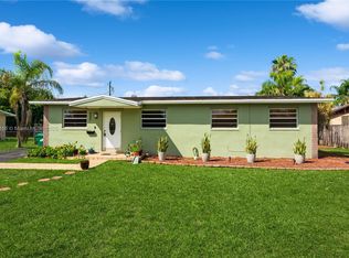 9540 Lisa Rd, Cutler Bay, FL 33157