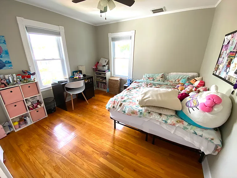 33 Knoll St #2 — Photo 15
