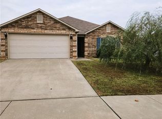 2312 Elmwood Ave, Lowell, AR 72745