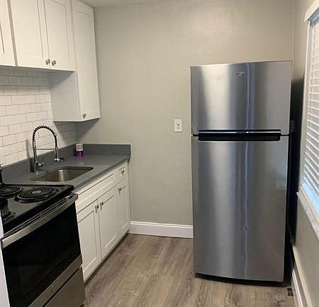 5th image of 716 3rd Ave N #718