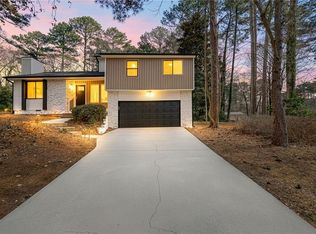 1334 Wood Park Dr NW, Kennesaw, GA 30152