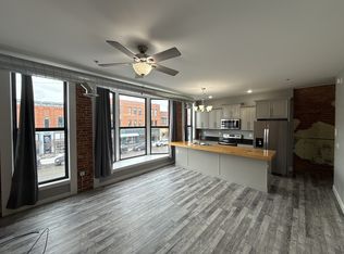 218 Huron Ave APT 201, Pt Huron, MI 48060