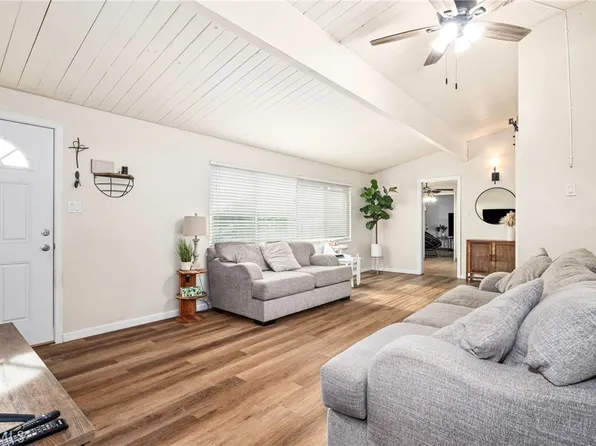 3305 Dwight St, Bakersfield, CA 93306