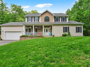 32 Bissonnette Cir, Southampton, MA 01073