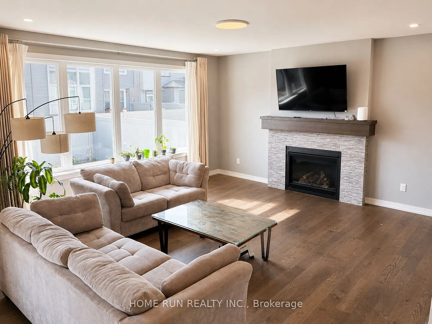 4 bed, $3,400 — Photo 4