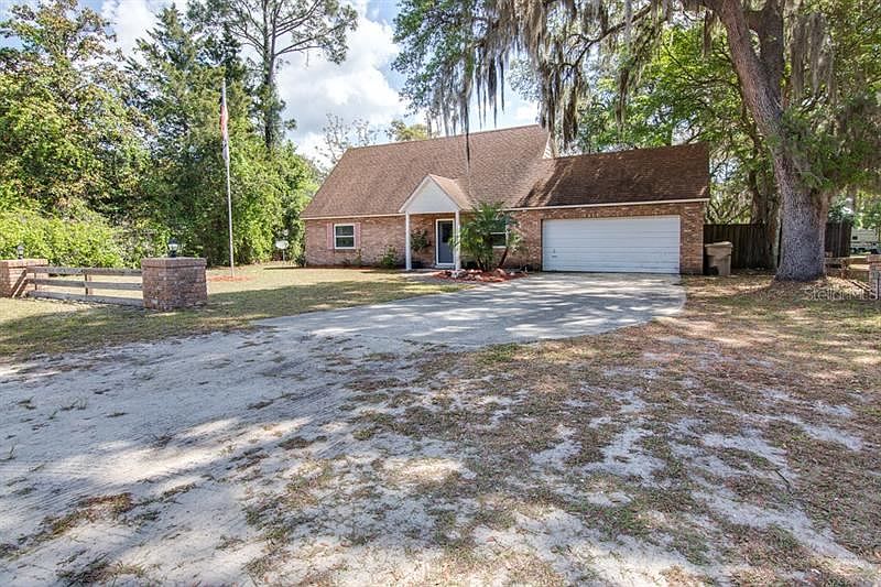 1st image of 43542 Dixie Dr