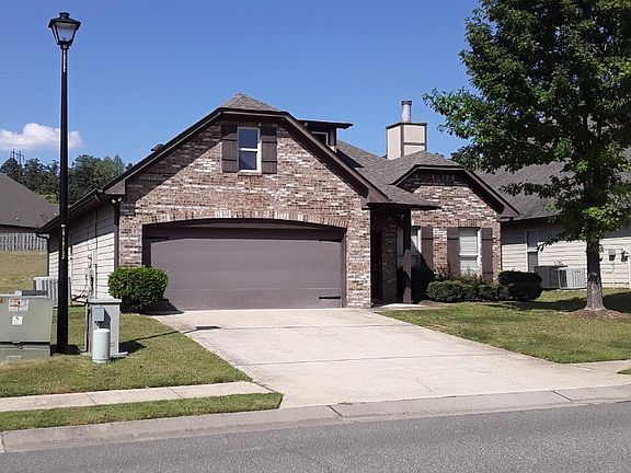 3rd image of 1317 Easterwood Blvd