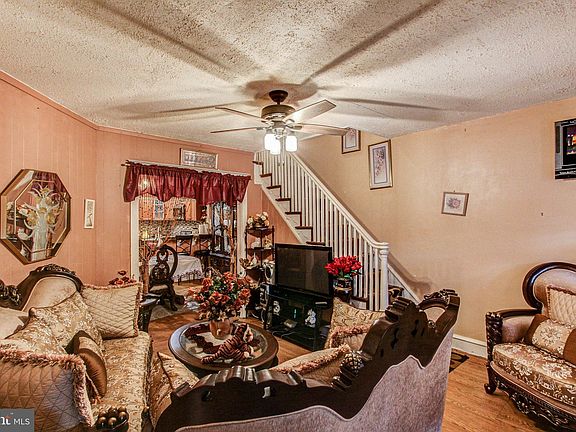 2nd image of 5226 Sylvester St