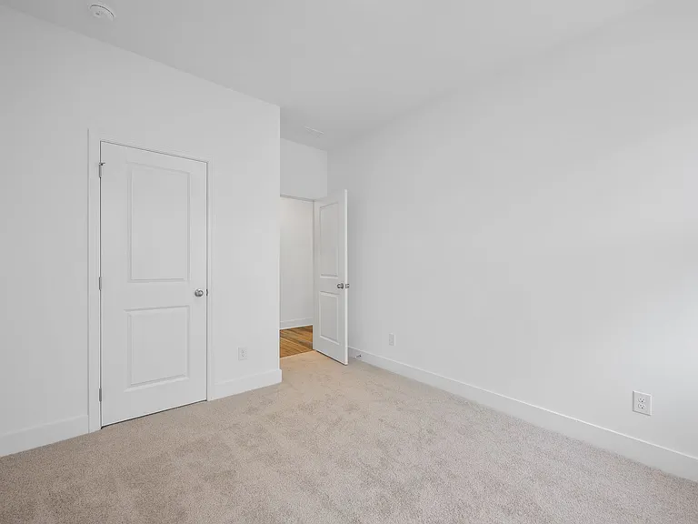 3227 Aberdeen Row — Photo 18
