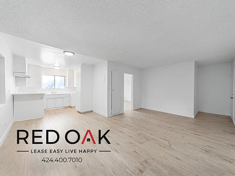 915 Mount Olive Dr #15 — Photo 4