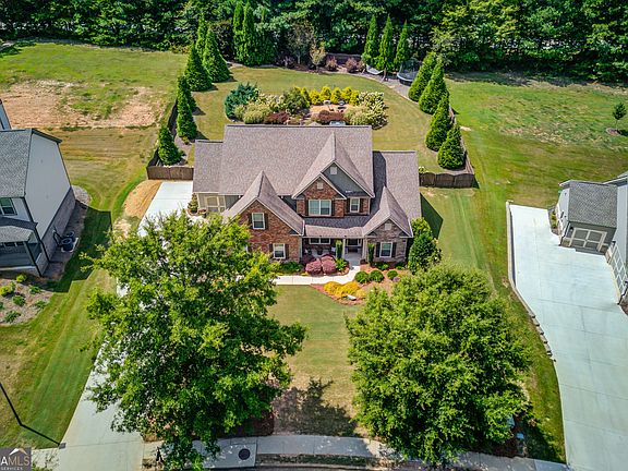 2nd image of 1433 Henderson Ridge Ln