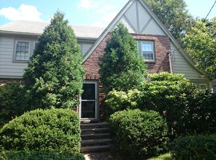 241 Bonad Rd, Brookline, MA 02467